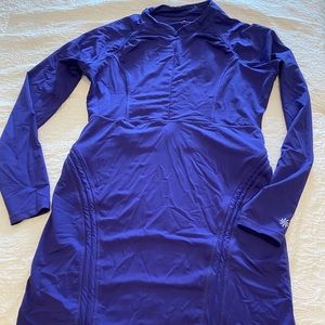 Athleta rash guard size M. Like new